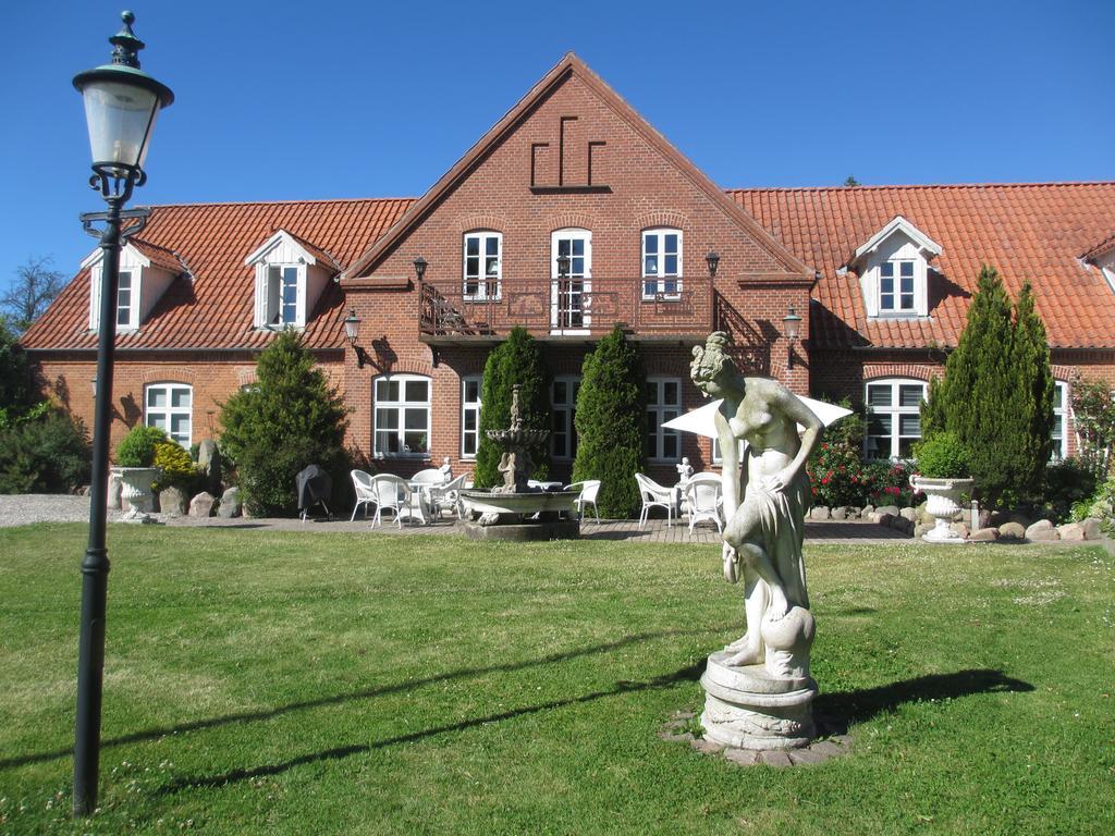 Det Gamle Mejeri Aparthotel Stokkebro Bagian luar foto
